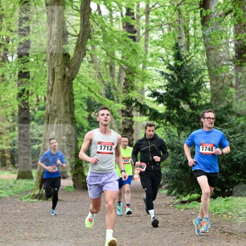 19.04.2026 - Hammer Lauf Dr. Thomas Lammeyer http://msf.ph/oto/9529638 19.04.2026 10:03:41 Laufen 1712, 101, 062, 1748 meine-sportfotos.de