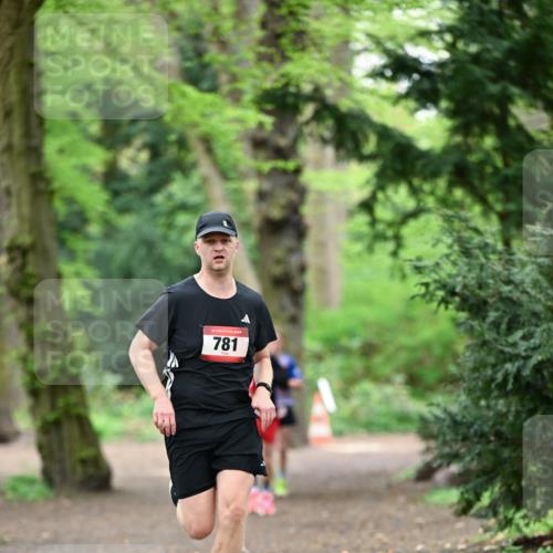 19.04.2026 - Hammer Lauf Dr. Thomas Lammeyer http://msf.ph/oto/9529854 19.04.2026 10:04:42 Laufen 781 meine-sportfotos.de