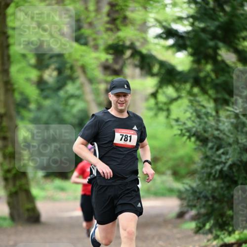 19.04.2026 - Hammer Lauf Dr. Thomas Lammeyer http://msf.ph/oto/9529860 19.04.2026 10:04:43 Laufen 781 meine-sportfotos.de