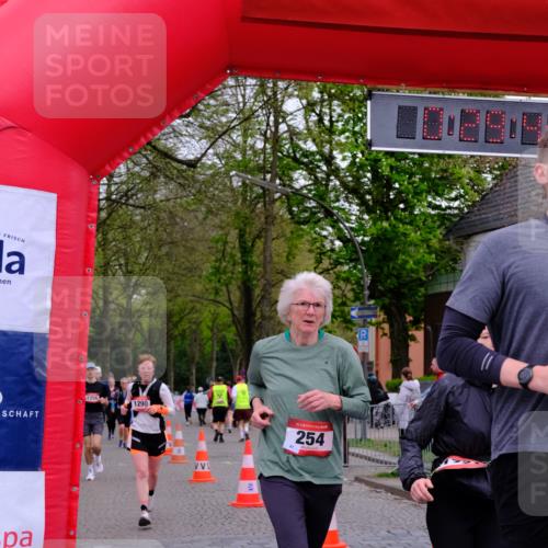 19.04.2026 - Hammer Lauf Tim E. http://msf.ph/oto/9529900 19.04.2026 10:14:57 Ziel 254, 352, 628, 777, 778, 941, 1290, 1608, 1691, 1721 meine-sportfotos.de