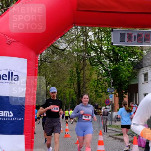 19.04.2026 - Hammer Lauf Tim E. http://msf.ph/oto/9529927 19.04.2026 10:15:00 Ziel 114, 254, 628, 777, 778, 941, 1279, 1290, 1329, 1691, 1721 meine-sportfotos.de