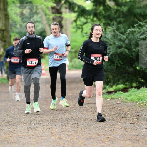 19.04.2026 - Hammer Lauf Dr. Thomas Lammeyer http://msf.ph/oto/9530062 19.04.2026 10:05:15 Laufen 1105, 1357, 1107, 903 meine-sportfotos.de