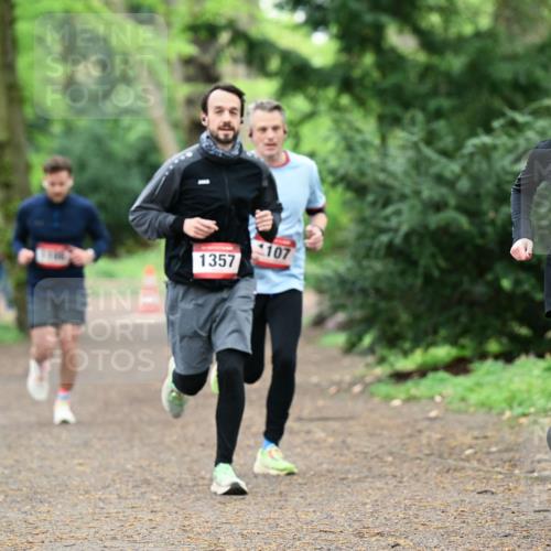 19.04.2026 - Hammer Lauf Dr. Thomas Lammeyer http://msf.ph/oto/9530069 19.04.2026 10:05:16 Laufen 1357, 107, 903 meine-sportfotos.de