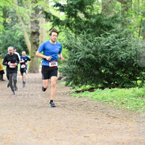 19.04.2026 - Hammer Lauf Dr. Thomas Lammeyer http://msf.ph/oto/9530130 19.04.2026 10:05:36 Laufen 1902, 256 meine-sportfotos.de