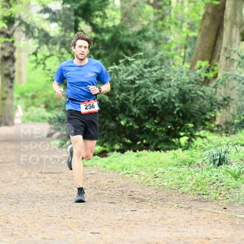 19.04.2026 - Hammer Lauf Dr. Thomas Lammeyer http://msf.ph/oto/9530141 19.04.2026 10:05:37 Laufen 1902, 256 meine-sportfotos.de