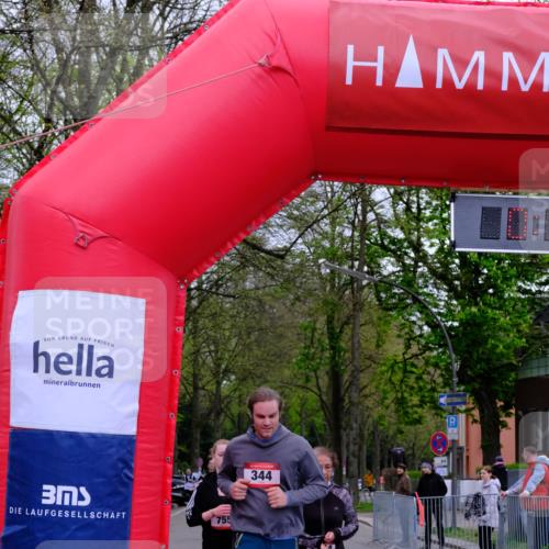 19.04.2026 - Hammer Lauf Tim E. http://msf.ph/oto/9530161 19.04.2026 10:15:47 Ziel 244, 344, 755, 804, 1008, 1744 meine-sportfotos.de