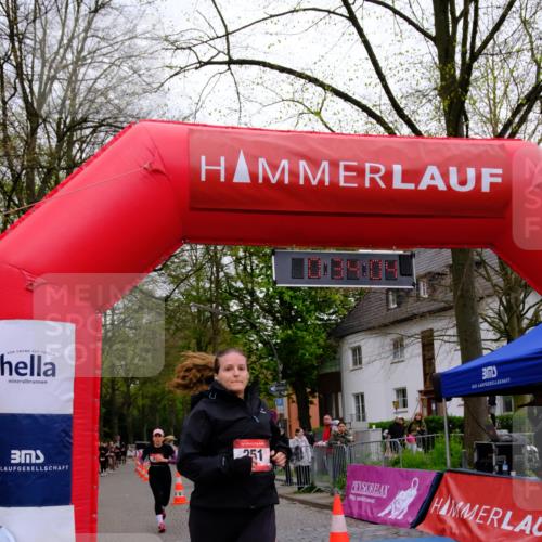 19.04.2026 - Hammer Lauf Tim E. http://msf.ph/oto/9530670 19.04.2026 10:19:12 Ziel 251, 332, 491 meine-sportfotos.de