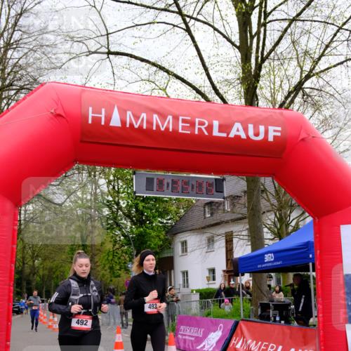 19.04.2026 - Hammer Lauf Tim E. http://msf.ph/oto/9530810 19.04.2026 10:20:13 Ziel 492, 493 meine-sportfotos.de