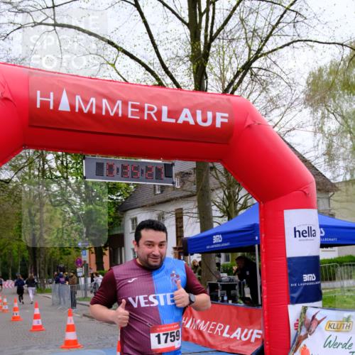 19.04.2026 - Hammer Lauf Tim E. http://msf.ph/oto/9530856 19.04.2026 10:20:35 Ziel 330, 937, 1698, 1759 meine-sportfotos.de