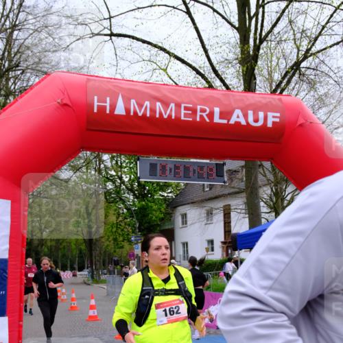 19.04.2026 - Hammer Lauf Tim E. http://msf.ph/oto/9531098 19.04.2026 10:22:57 Ziel 162, 301, 401, 685, 1632, 1633, 1851 meine-sportfotos.de