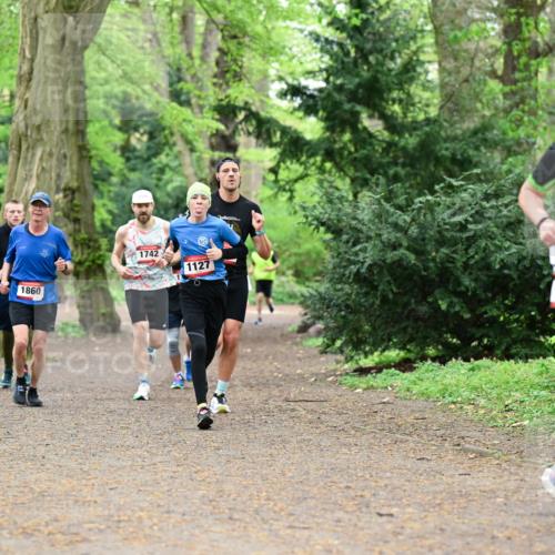 19.04.2026 - Hammer Lauf Dr. Thomas Lammeyer http://msf.ph/oto/9531299 19.04.2026 10:08:32 Laufen 1860, 1742, 1127, 176 meine-sportfotos.de