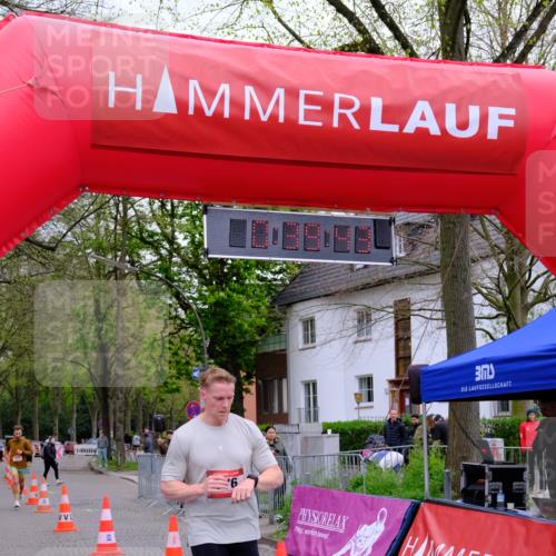19.04.2026 - Hammer Lauf Tim E. http://msf.ph/oto/9531305 19.04.2026 10:24:51 Ziel 576, 717, 989 meine-sportfotos.de