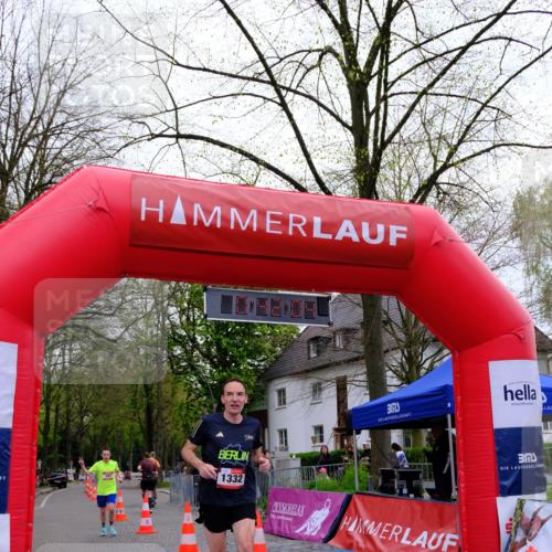 19.04.2026 - Hammer Lauf Tim E. http://msf.ph/oto/9531500 19.04.2026 10:27:12 Ziel 101, 377, 400, 1332, 1800, 1898 meine-sportfotos.de