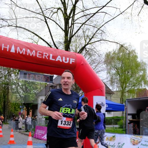 19.04.2026 - Hammer Lauf Tim E. http://msf.ph/oto/9531509 19.04.2026 10:27:13 Ziel 101, 377, 400, 543, 1332, 1800, 1898 meine-sportfotos.de
