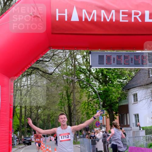 19.04.2026 - Hammer Lauf Tim E. http://msf.ph/oto/9531582 19.04.2026 10:27:57 Ziel 358, 1000, 1001, 1712, 1763, 1803 meine-sportfotos.de