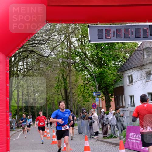 19.04.2026 - Hammer Lauf Tim E. http://msf.ph/oto/9531701 19.04.2026 10:29:24 Ziel 166, 256, 1002, 1028, 1762, 1776, 1866 meine-sportfotos.de