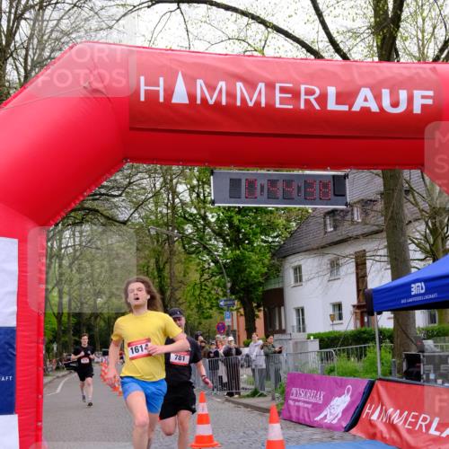 19.04.2026 - Hammer Lauf Tim E. http://msf.ph/oto/9531765 19.04.2026 10:29:46 Ziel 176, 359, 498, 578, 765, 781, 1122, 1614, 1742 meine-sportfotos.de