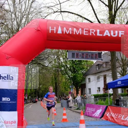 19.04.2026 - Hammer Lauf Tim E. http://msf.ph/oto/9531915 19.04.2026 10:30:56 Ziel 106, 184, 276 meine-sportfotos.de