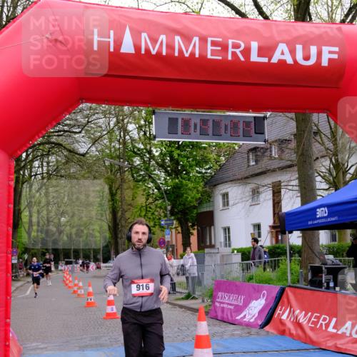 19.04.2026 - Hammer Lauf Tim E. http://msf.ph/oto/9532064 19.04.2026 10:32:12 Ziel 399, 916, 996 meine-sportfotos.de