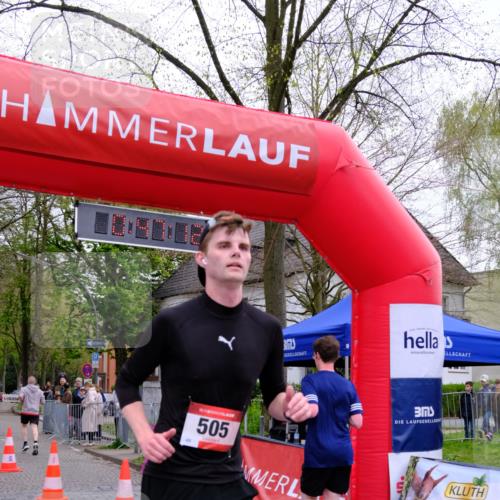 19.04.2026 - Hammer Lauf Tim E. http://msf.ph/oto/9532106 19.04.2026 10:32:20 Ziel 399, 505, 585, 966, 996, 1105 meine-sportfotos.de