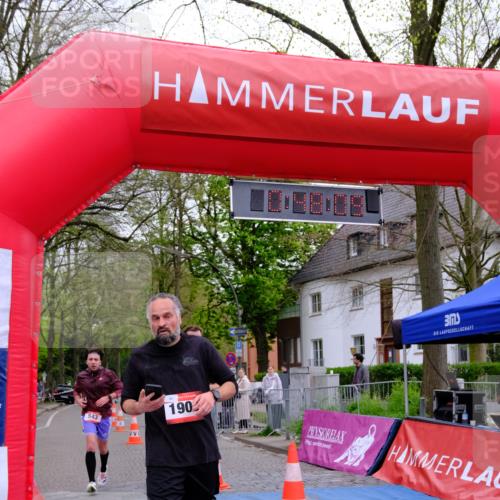 19.04.2026 - Hammer Lauf Tim E. http://msf.ph/oto/9532267 19.04.2026 10:33:17 Ziel 308, 543, 1021, 1794, 1898, 1902 meine-sportfotos.de