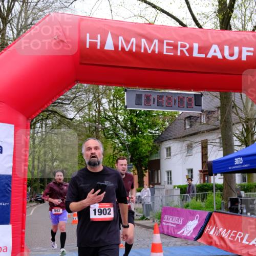 19.04.2026 - Hammer Lauf Tim E. http://msf.ph/oto/9532273 19.04.2026 10:33:17 Ziel 308, 543, 1021, 1794, 1898, 1902 meine-sportfotos.de