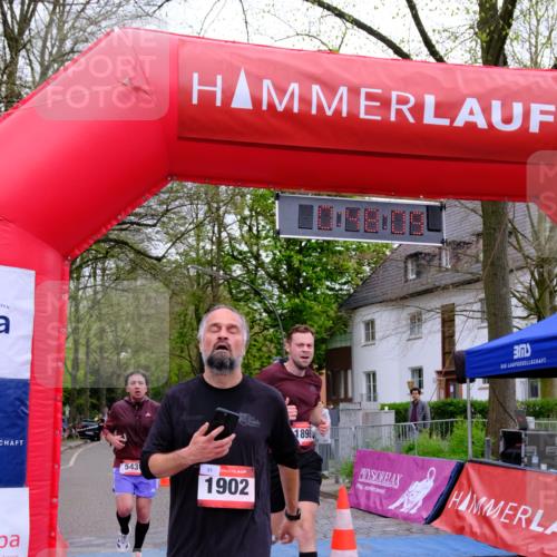 19.04.2026 - Hammer Lauf Tim E. http://msf.ph/oto/9532276 19.04.2026 10:33:17 Ziel 308, 543, 1021, 1794, 1898, 1902 meine-sportfotos.de