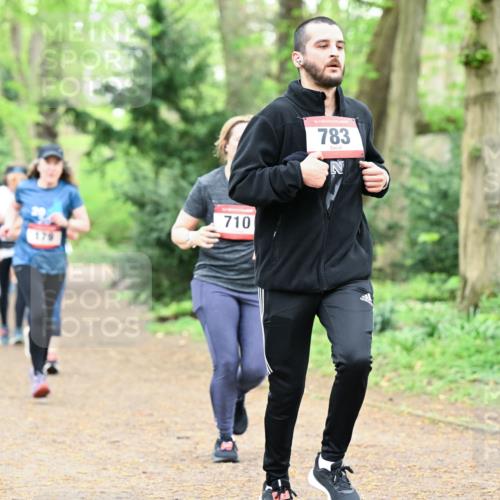 19.04.2026 - Hammer Lauf Dr. Thomas Lammeyer http://msf.ph/oto/9532467 19.04.2026 10:11:17 Laufen 710, 783 meine-sportfotos.de