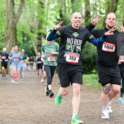 19.04.2026 - Hammer Lauf Dr. Thomas Lammeyer http://msf.ph/oto/9532665 19.04.2026 10:11:51 Laufen 2024, 254, 352, 114, 2024, 1608, 115, 1957, 1953, 613 meine-sportfotos.de