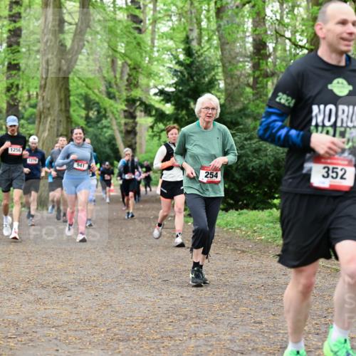19.04.2026 - Hammer Lauf Dr. Thomas Lammeyer http://msf.ph/oto/9532667 19.04.2026 10:11:51 Laufen 1256, 1275, 941, 254, 2024, 352 meine-sportfotos.de