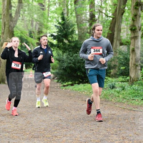 19.04.2026 - Hammer Lauf Dr. Thomas Lammeyer http://msf.ph/oto/9532875 19.04.2026 10:12:26 Laufen 755, 241, 344 meine-sportfotos.de