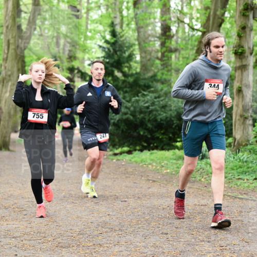 19.04.2026 - Hammer Lauf Dr. Thomas Lammeyer http://msf.ph/oto/9532877 19.04.2026 10:12:27 Laufen 755, 241, 244 meine-sportfotos.de