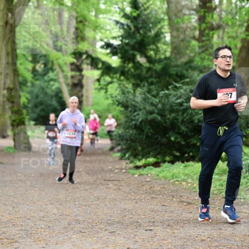 19.04.2026 - Hammer Lauf Dr. Thomas Lammeyer http://msf.ph/oto/9532991 19.04.2026 10:12:47 Laufen 1234 meine-sportfotos.de