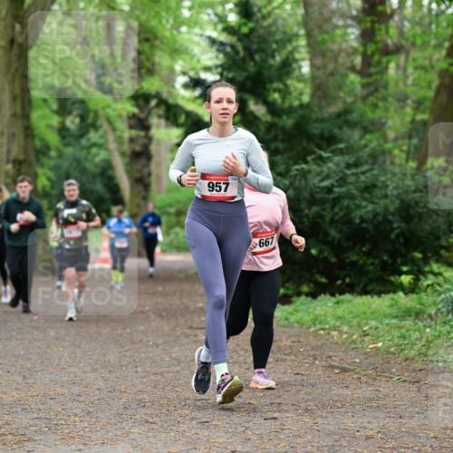 19.04.2026 - Hammer Lauf Dr. Thomas Lammeyer http://msf.ph/oto/9533104 19.04.2026 10:13:05 Laufen 136, 957, 667 meine-sportfotos.de