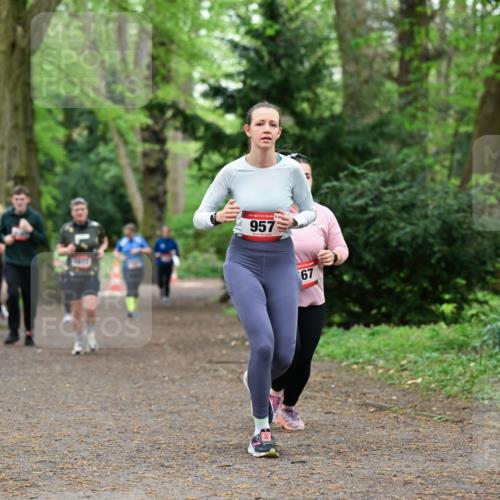 19.04.2026 - Hammer Lauf Dr. Thomas Lammeyer http://msf.ph/oto/9533105 19.04.2026 10:13:05 Laufen 957 meine-sportfotos.de