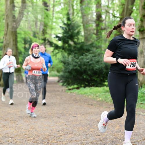 19.04.2026 - Hammer Lauf Dr. Thomas Lammeyer http://msf.ph/oto/9533500 19.04.2026 10:14:21 Laufen 1799, 798 meine-sportfotos.de