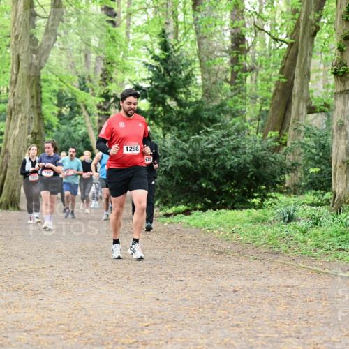 19.04.2026 - Hammer Lauf Dr. Thomas Lammeyer http://msf.ph/oto/9533679 19.04.2026 10:14:54 Laufen 1830, 799, 1298, 145 meine-sportfotos.de