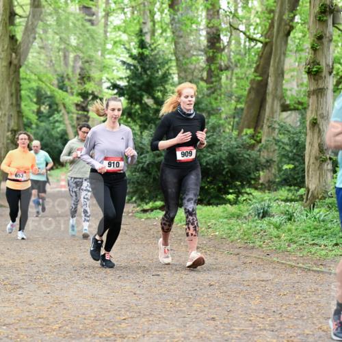 19.04.2026 - Hammer Lauf Dr. Thomas Lammeyer http://msf.ph/oto/9533733 19.04.2026 10:15:03 Laufen 653, 910, 909 meine-sportfotos.de