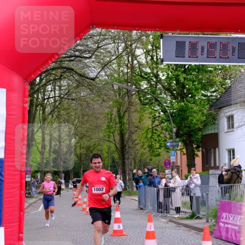 19.04.2026 - Hammer Lauf Tim E. http://msf.ph/oto/9533952 19.04.2026 10:35:20 Ziel 179, 337, 879, 1002 meine-sportfotos.de
