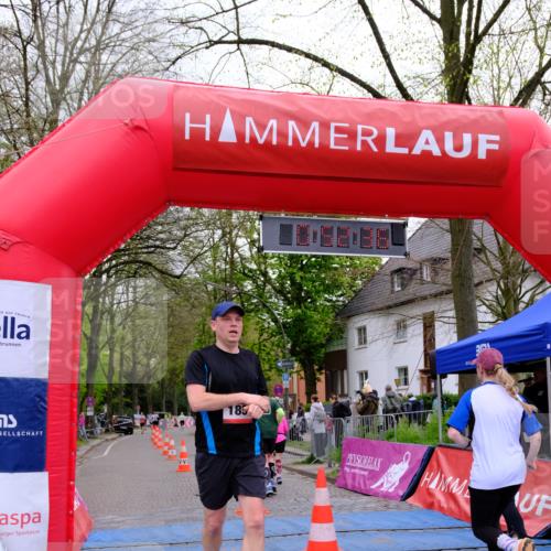 19.04.2026 - Hammer Lauf Tim E. http://msf.ph/oto/9534216 19.04.2026 10:37:44 Ziel 244, 753, 760, 804, 957, 1009, 1859 meine-sportfotos.de