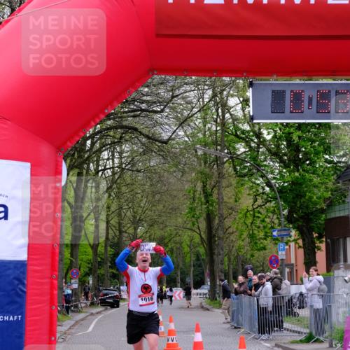 19.04.2026 - Hammer Lauf Tim E. http://msf.ph/oto/9534347 19.04.2026 10:38:52 Ziel 652, 1016, 1696, 1783 meine-sportfotos.de