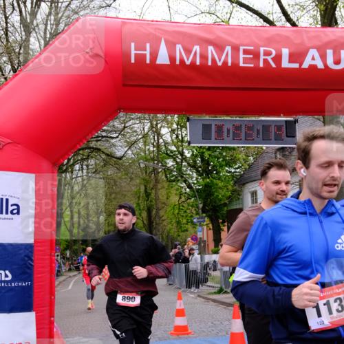 19.04.2026 - Hammer Lauf Tim E. http://msf.ph/oto/9534535 19.04.2026 10:40:22 Ziel 178, 315, 343, 891, 1124, 1133, 1304, 1872 meine-sportfotos.de