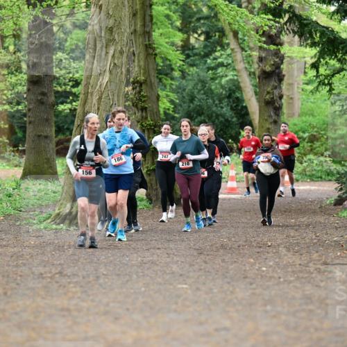 19.04.2026 - Hammer Lauf Dr. Thomas Lammeyer http://msf.ph/oto/9534629 19.04.2026 10:17:06 Laufen 186, 747, 156, 210, 205 meine-sportfotos.de