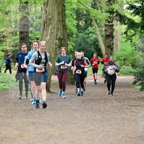 19.04.2026 - Hammer Lauf Dr. Thomas Lammeyer http://msf.ph/oto/9534660 19.04.2026 10:17:09 Laufen 210, 156, 206, 205, 782 meine-sportfotos.de