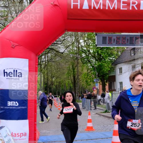 19.04.2026 - Hammer Lauf Tim E. http://msf.ph/oto/9534708 19.04.2026 10:41:21 Ziel 215, 252, 323, 344, 561, 653, 665, 1247, 1298 meine-sportfotos.de