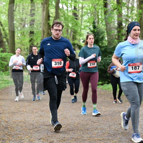 19.04.2026 - Hammer Lauf Dr. Thomas Lammeyer http://msf.ph/oto/9534739 19.04.2026 10:17:17 Laufen 748, 310, 206, 210, 187 meine-sportfotos.de