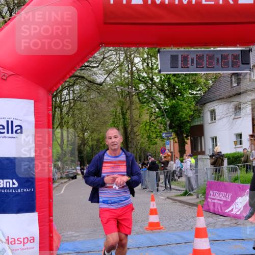 19.04.2026 - Hammer Lauf Tim E. http://msf.ph/oto/9534759 19.04.2026 10:41:33 Ziel 313, 813, 878 meine-sportfotos.de