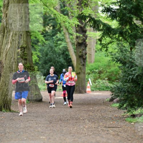 19.04.2026 - Hammer Lauf Dr. Thomas Lammeyer http://msf.ph/oto/9534851 19.04.2026 10:17:29 Laufen 852, 230, 229 meine-sportfotos.de