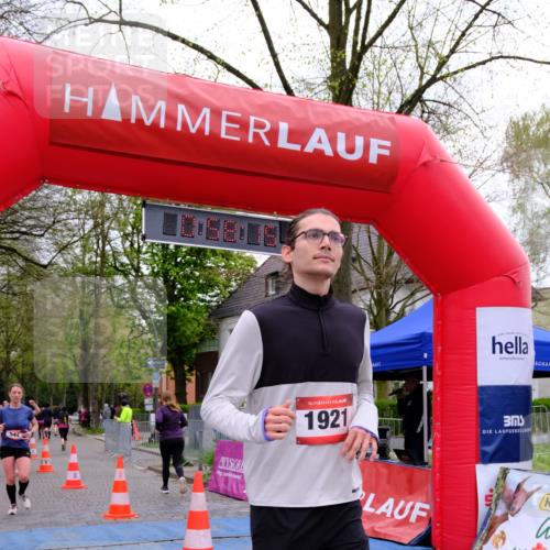 19.04.2026 - Hammer Lauf Tim E. http://msf.ph/oto/9535027 19.04.2026 10:43:23 Ziel 544, 651, 786, 955, 1356, 1921 meine-sportfotos.de