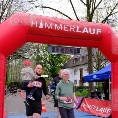 19.04.2026 - Hammer Lauf Tim E. http://msf.ph/oto/9535075 19.04.2026 10:43:35 Ziel 254, 279, 332, 352, 940, 948, 1145, 1608 meine-sportfotos.de